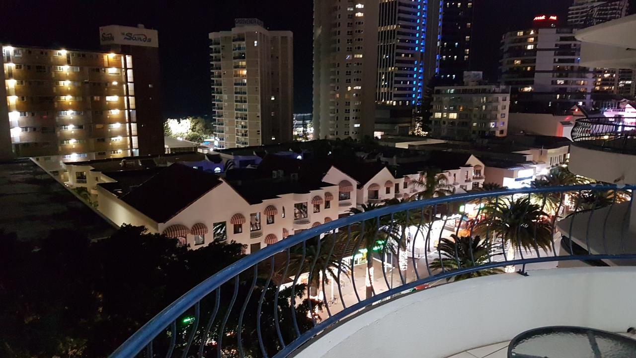 Monte Carlo Appartement Surfers Paradise Buitenkant foto
