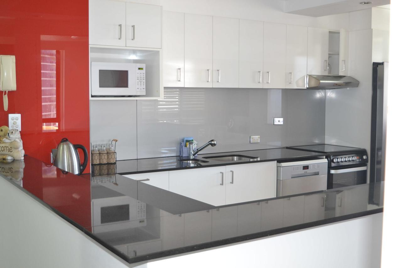 Monte Carlo Appartement Surfers Paradise Buitenkant foto