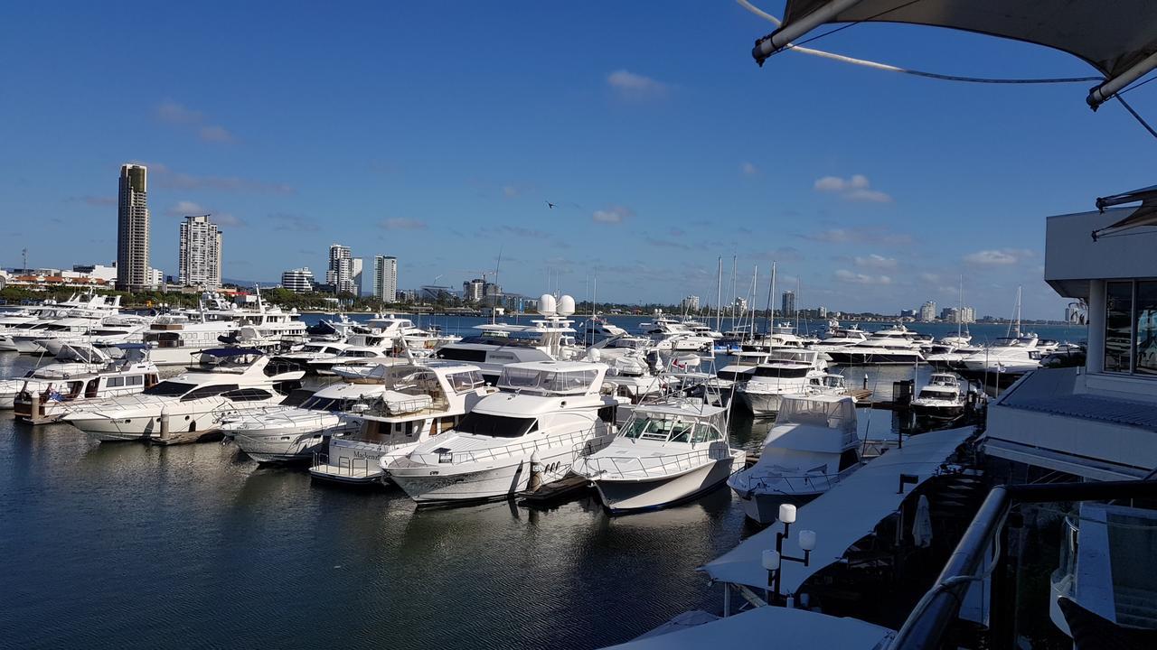 Monte Carlo Appartement Surfers Paradise Buitenkant foto
