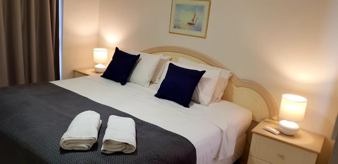 Monte Carlo Appartement Surfers Paradise Buitenkant foto